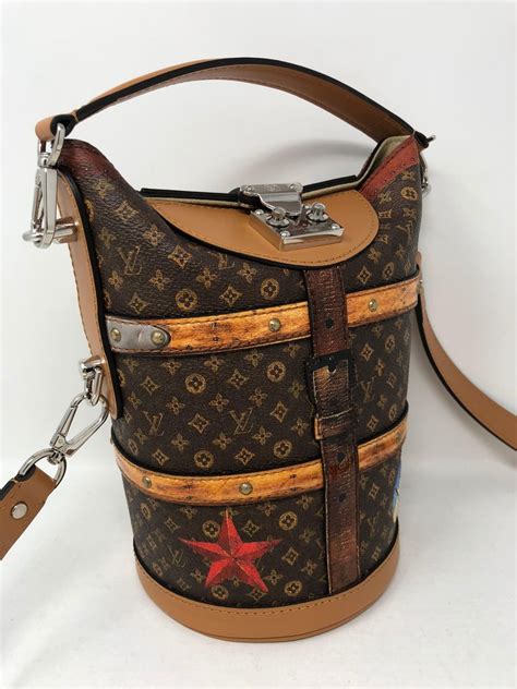 louis vuitton trunks & bags